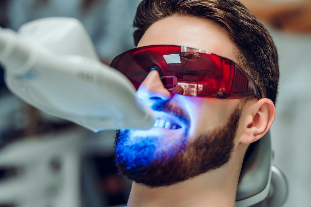Clareamento dental a laser