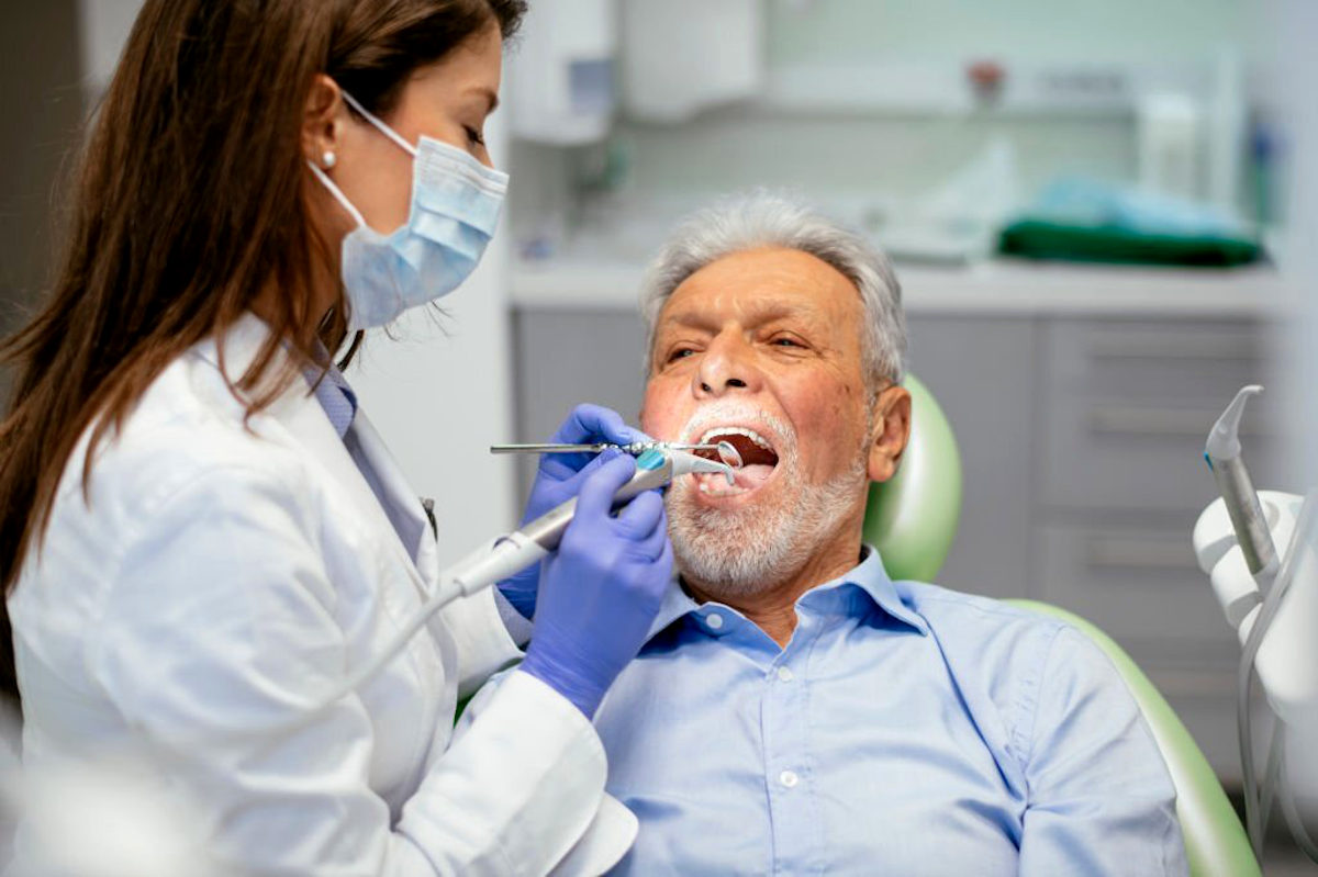 A importância da assistência odontológica para Idosos